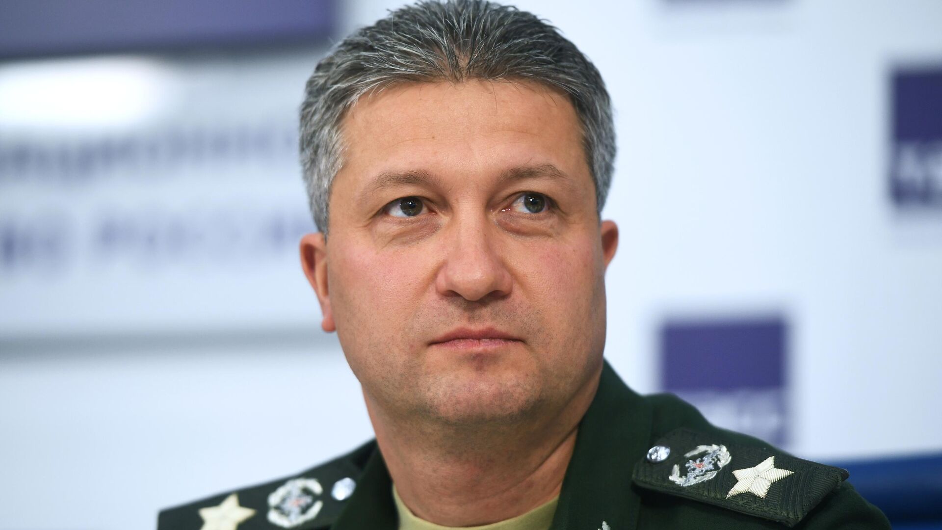 Названа сумма взятки, которую вменяют бывшему замминистра обороны Иванову