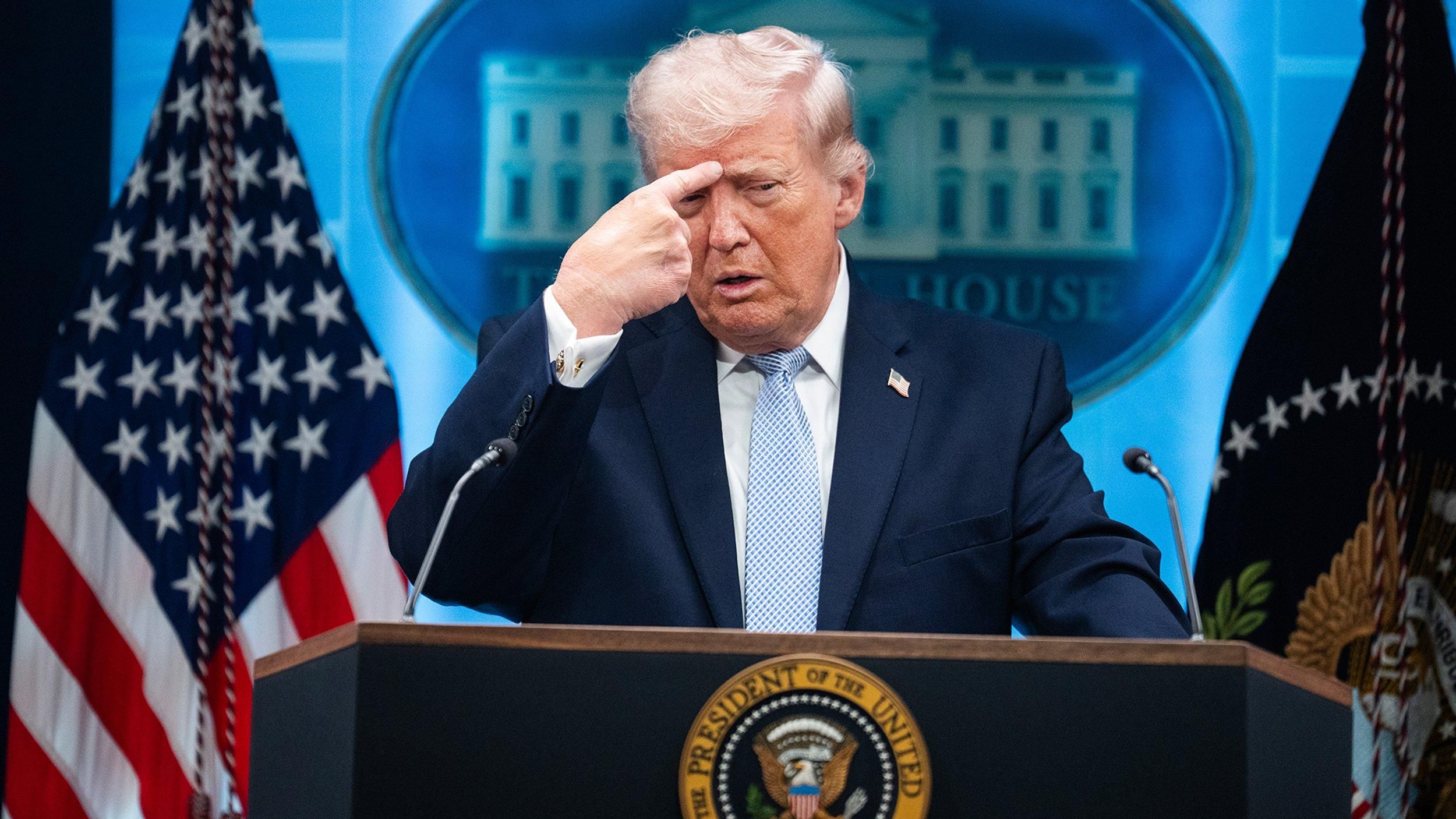 Трамп вновь намекнул на необходимость отставки Зеленского и призвал провести выборы в Украине