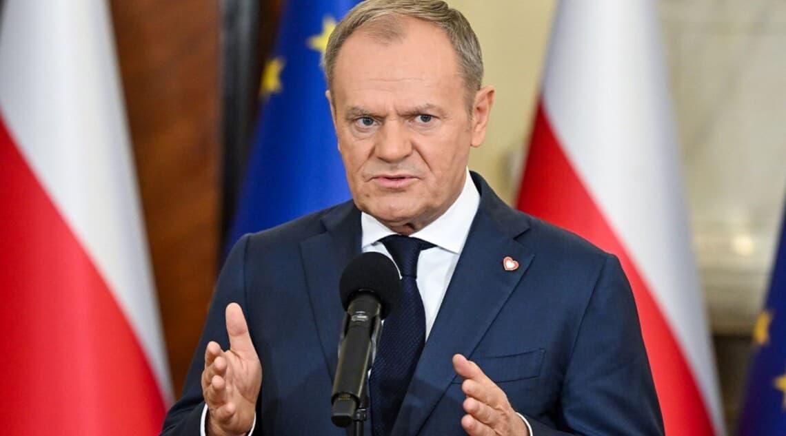 Точно так же действовала нацистская пропаганда: Туск назвал ценный подарок Путину