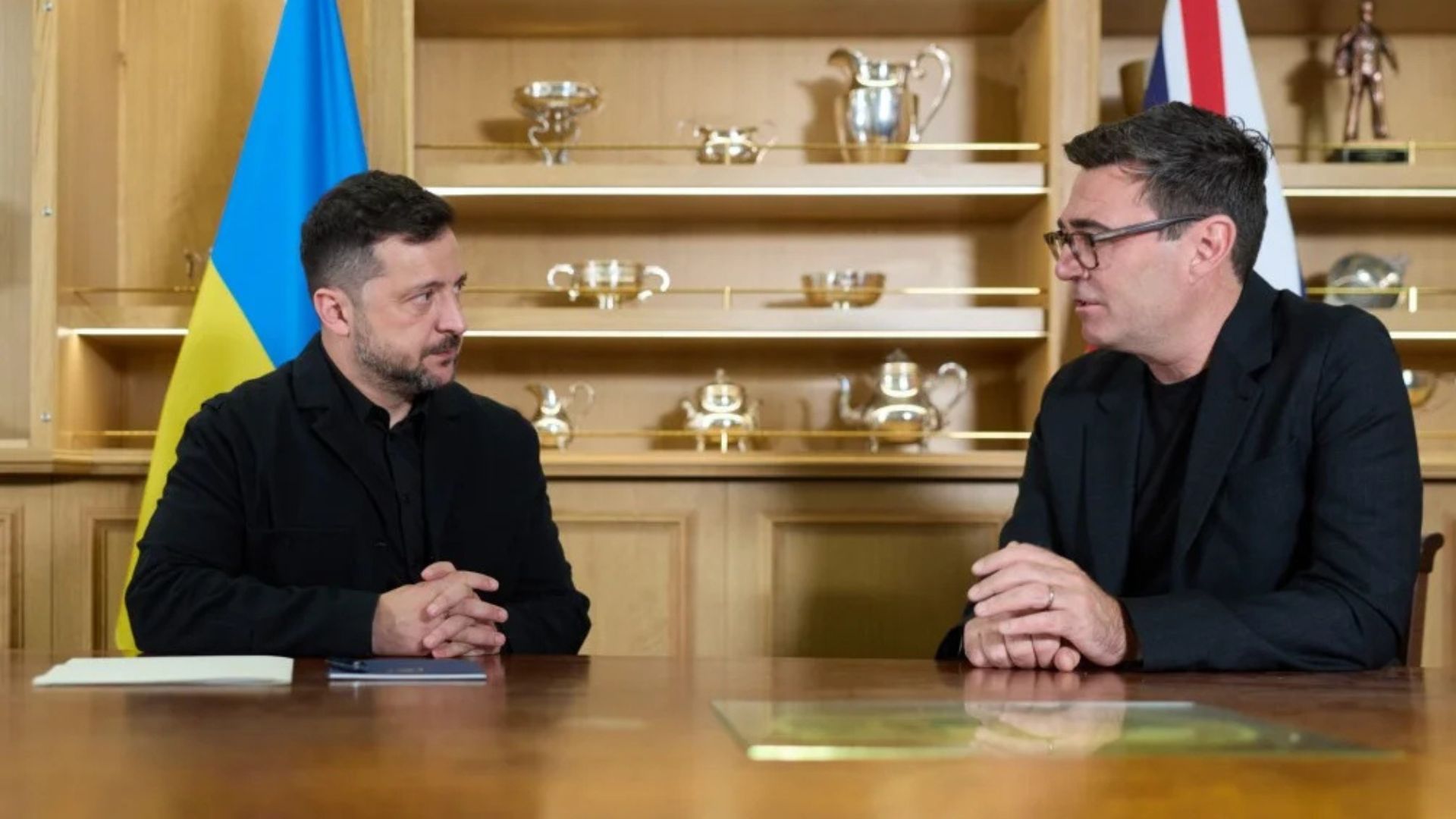 «Не уедет с пустыми руками»: Бернем пообещал Зеленскому ускорить предоставление средств ПВО
