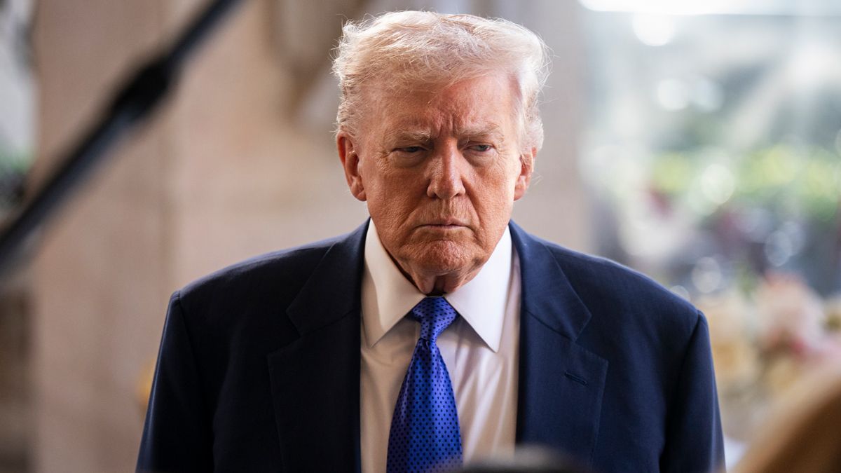 Трамп опасается поражения республиканцев на выборах в США: чем это ему грозит